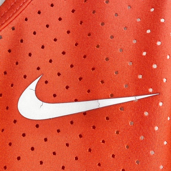 Nike Racerback Tank Top Large - Picture 9 of 9